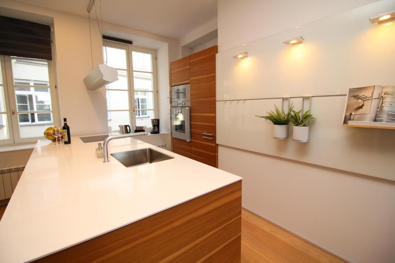 Tallinn City Apartments Old Town Square المظهر الخارجي الصورة